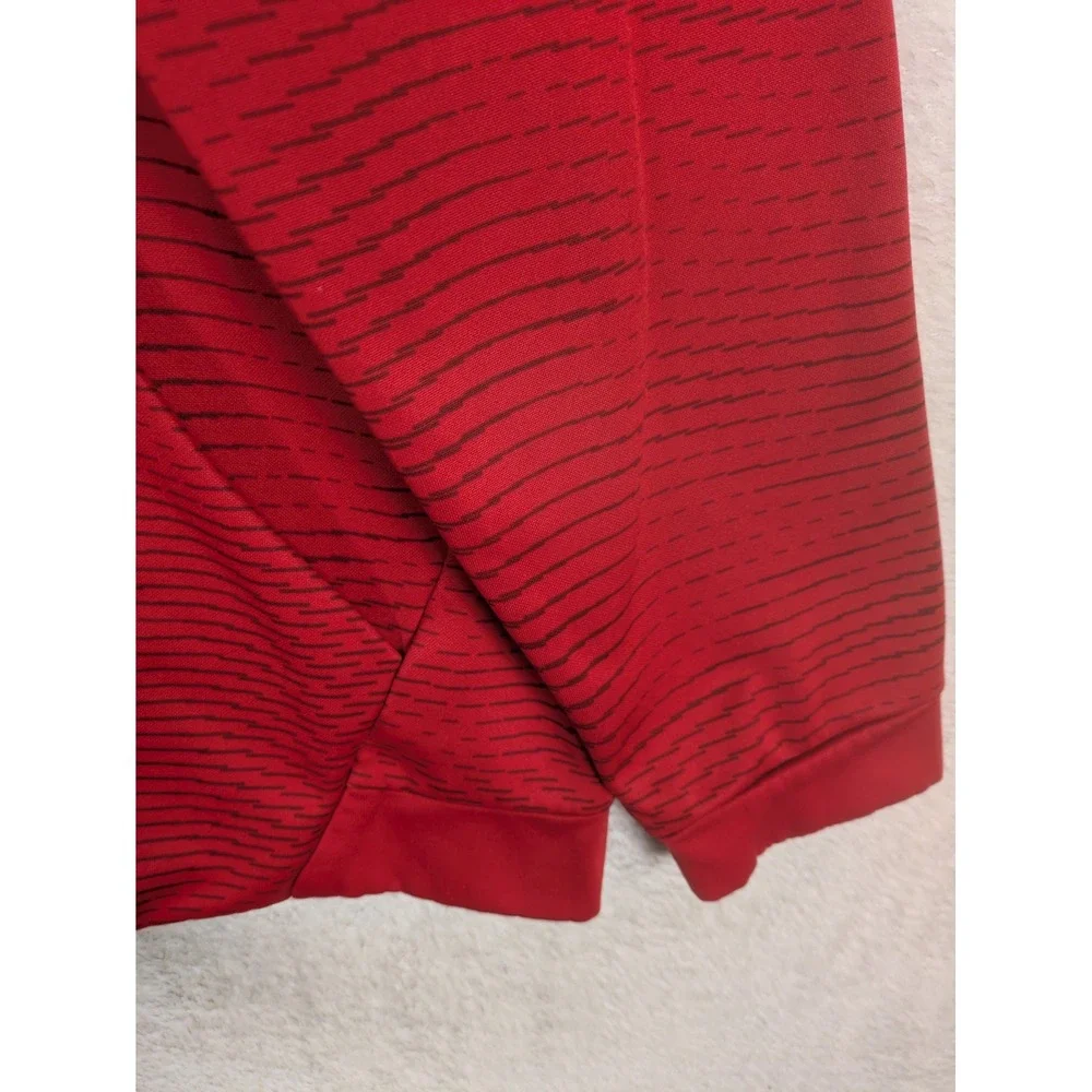 Nike Hoodie Men's XL Red Dri-FIT Micro-Stripe Pullover Activewear Sweatshirt
